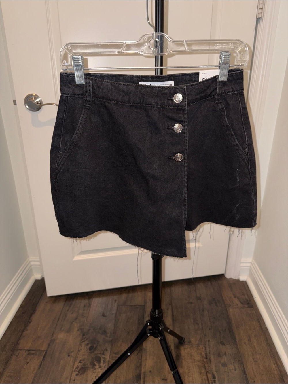 Zara Black Button-Front Raw Hem Denim Skort